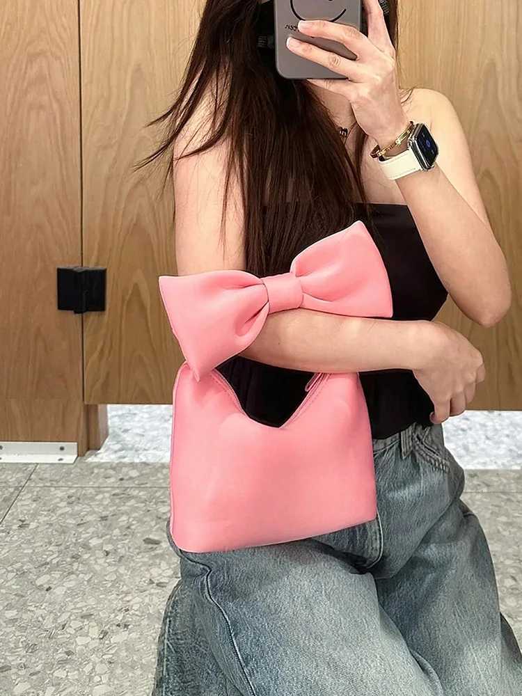 2025 new cute mini bow handbag fiable and casual daily cmuting wens bag cloud bag suitable for daily use Y251121