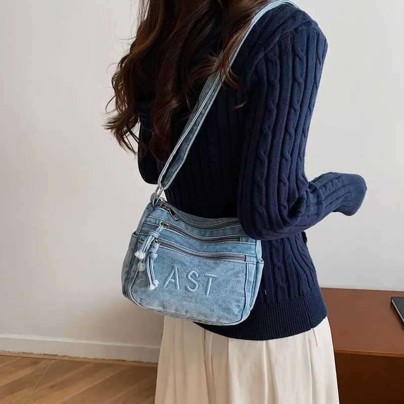 Fashion New Cmuter Versatile Crossbody Bags Heavy Embroidery Denim Shoder Bag Mti Pocket Fi Texture and Simple Square Bag Y251121