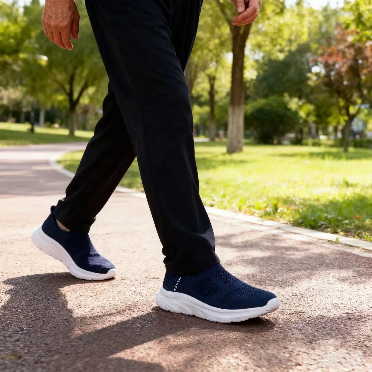 Mens Knit SlipOn Casual Walking Shoes Cushion Comfy Stable Mesh Jogging Daily Sports Sneakers 251121