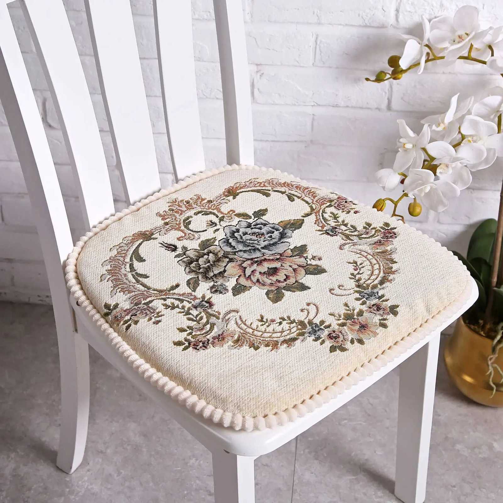 European-style ical Jacquard Dining Chair Mat Four Seasons Universal Stool Non-slip Pad Home Living Room Decor Seat Cushion C251121