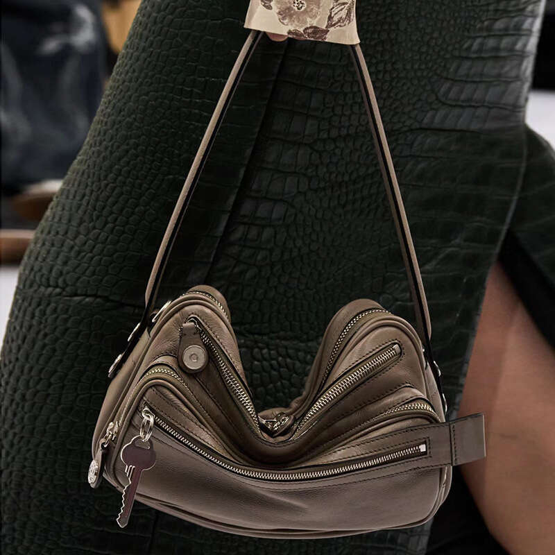 Ins Internet Celebrity Same Style Genuine Leather Zipper Multi-pocket Handbag Shoulder Crossbody 2025 New Women's Bag