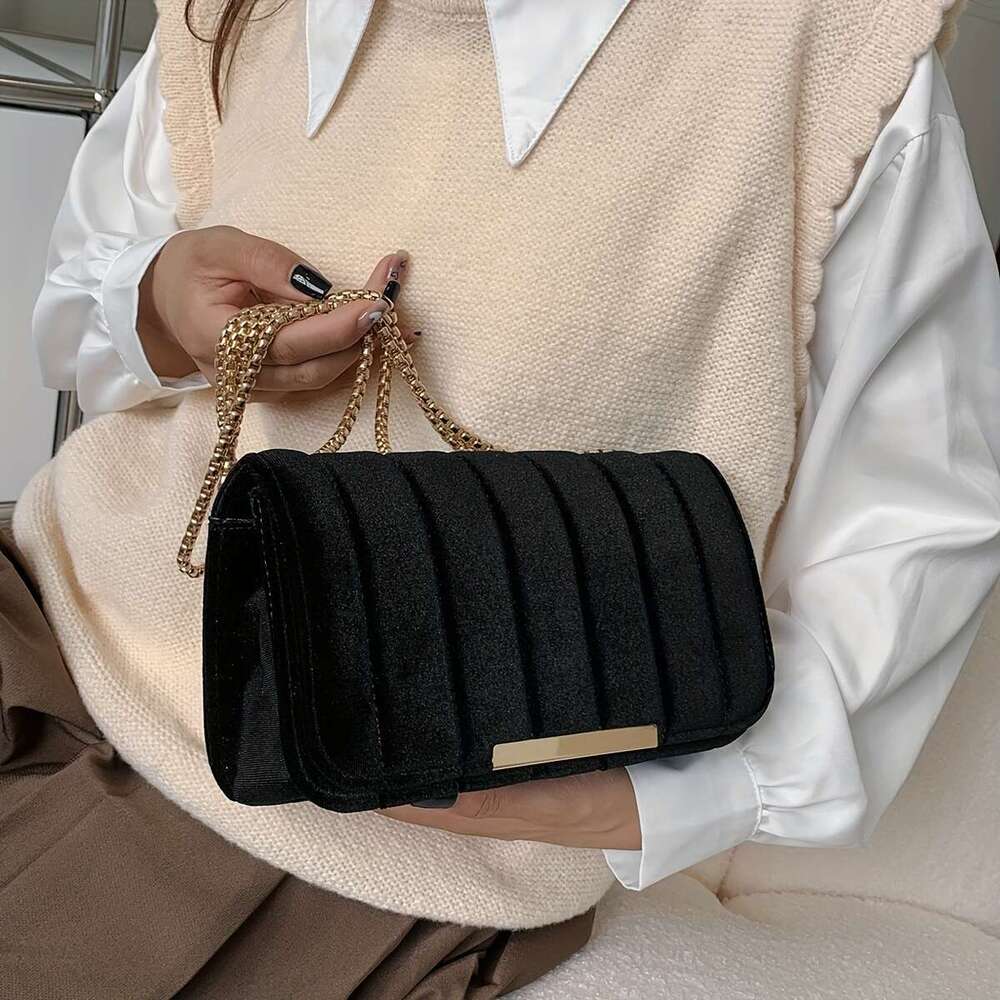 Velvet Fabric Women's Shoulder Middle-aged Fashion Large Capacity Bag