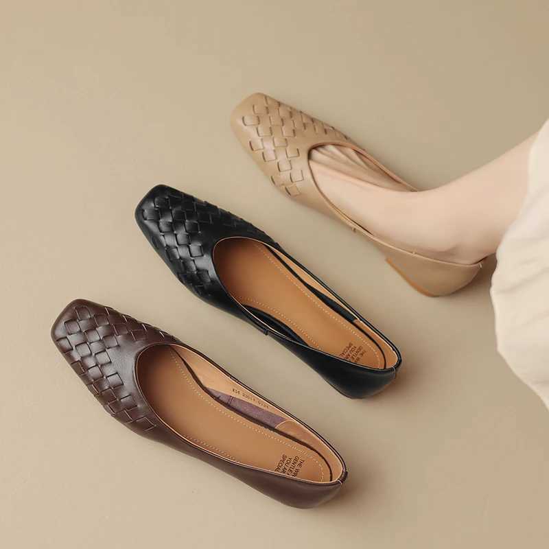 EAGSITY Retro Cow Leather Low Foot Womens Flat Shoes Outdoor Walking Casual Shoes Office Womens Sports Shoes Footwear Party M250421