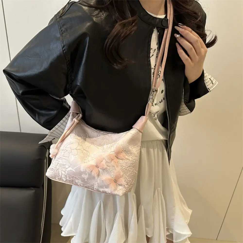 Retro Embroidered New Chinese Style Handbag Canvas Butterfly Hanfu Embroidery Handbag Zipper Shoulder Bag Cheongsam Bag WeddingT251121