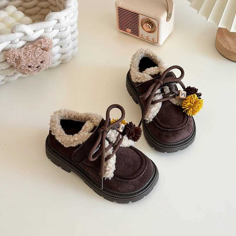 2025 Winter New Childrens Fashion Teddy Hair Snow Boots Girls Boys Thick Velvet Warm Shoes Boys Girls School BootsW251121