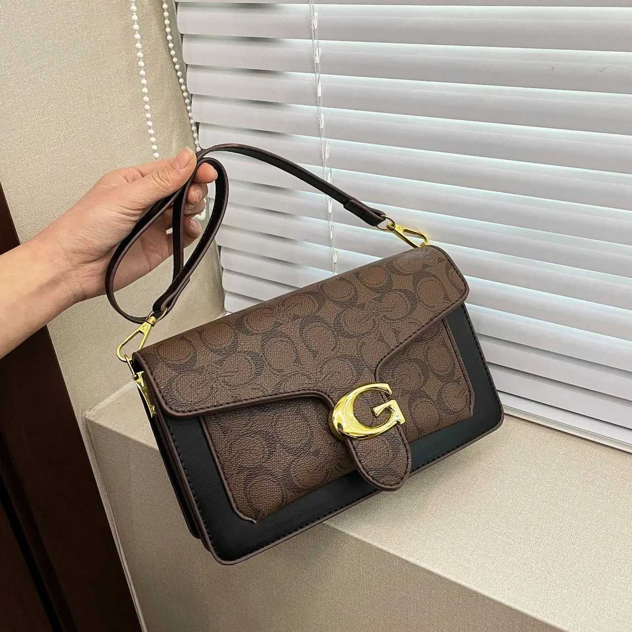 Famous Fi Style Crossbody Bag Vintage Minimalist Leather Purse With Luxury Letter Large Capacity Tote Design Y251121