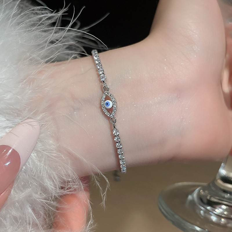 Zircon Super Flash Oval Eye Light Luxury High-end Temperament Bracelet Niche Versatile Design Sense of Hand Jewelry Wholesale - view 4