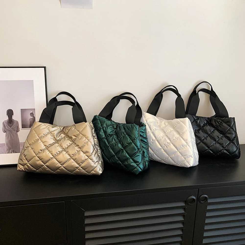 Wen Quilted Hobo Handbag Large Capacity Top-handle Bag Soft Solid Color Portable Cott Girls Winter Bag Y251121