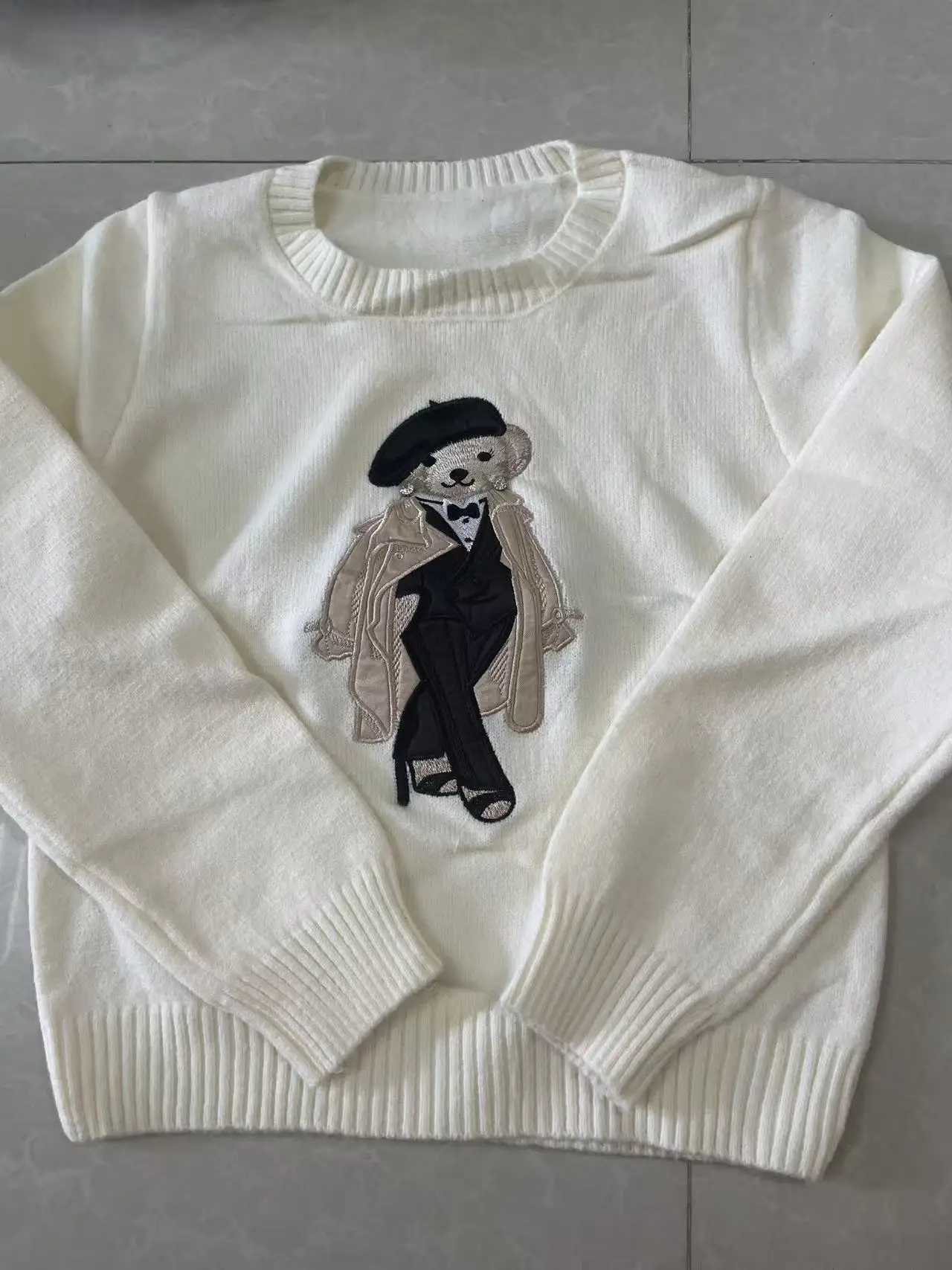 New Autumn Preppy dent Cashmere Sweater Women Cartoon Bear Embroidered O-neck Long Sve Pullover Top Casual Knitwear W251121