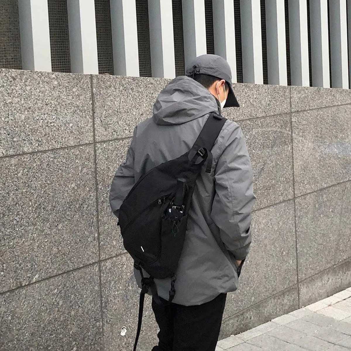 Fashion Large Capacity Mens Ch Pack Casual Hip Hop Travel Unisex Crossbody Bag High Quality Nyl Storage Shoder Bag Sing Y251121