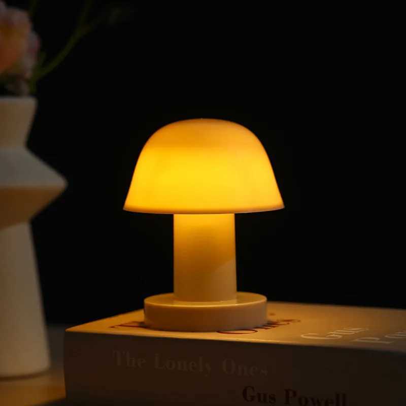Creative Mushroom Table Lamp Living Room Study Portable Table Lamp Pat Lamp Bedroom Bedside Night Light Dimming Atmosphere Light C251121