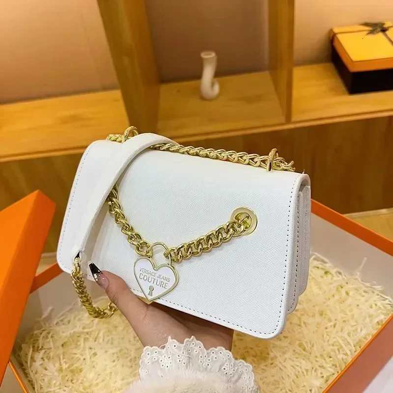 2025 Designer Paris Fi Shopper Bag - Unique Leather Crossbody Messenger With Chain Strap Vintage Large Capacity Tote Purse Y251121