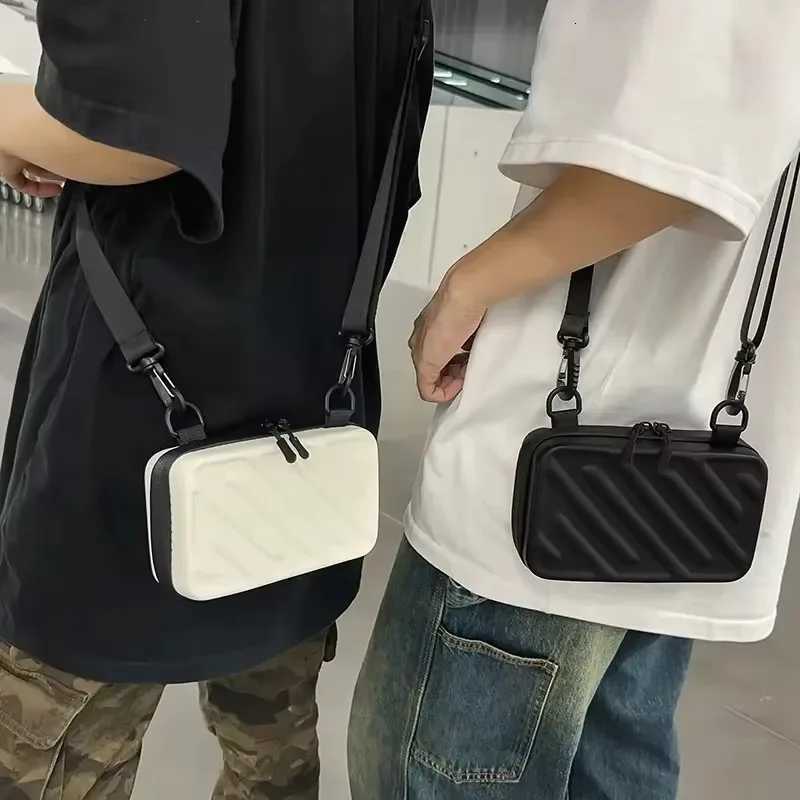2025 New Mens Bag Fashion Trend Shoulder Bag High Quality Design Crossbody Bag PU Light Luxury Handbags HOT SALET251121