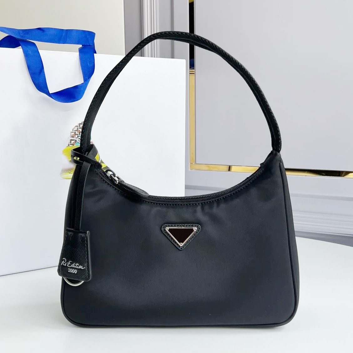 Designer bag High Quality Women Small Handbag Under Shoulder Bag Chain Bag Luxurys Designers Bags Handbags Cross Body Purses best little tote bag 005.