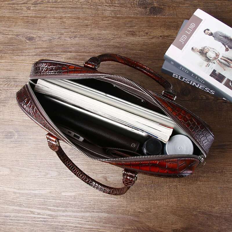 Crocodile Belly Pattern Men's briefcase Large size and large capacity handbag travel computer Business bag
