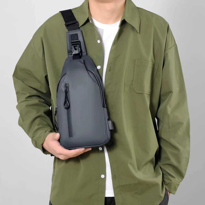 Fashion Mtifunctial ch bag mens cross bag with USB charging port and adjustable shoder strap suitable for daily cmuting Y251121