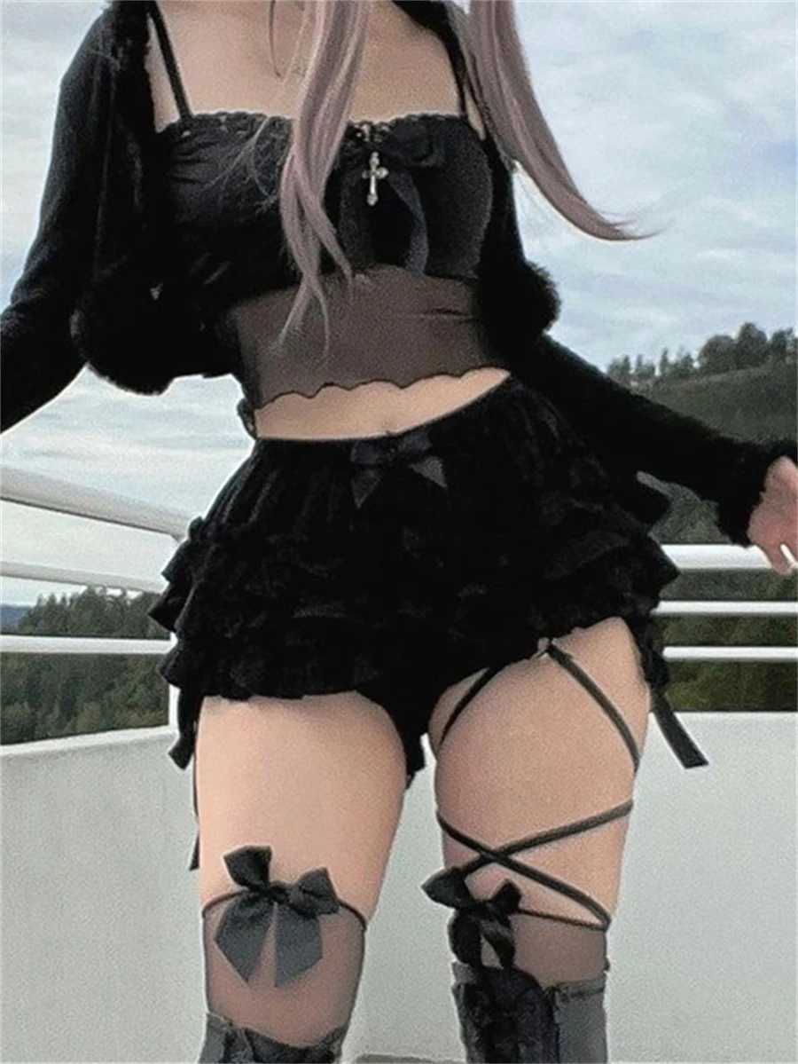 WSEVYPO Gothic Black Brumer Shorts Womens Summer Elastic Waist Ruffle Layered Shorts Harajuku Street Clothing High Waist Bottom M250421