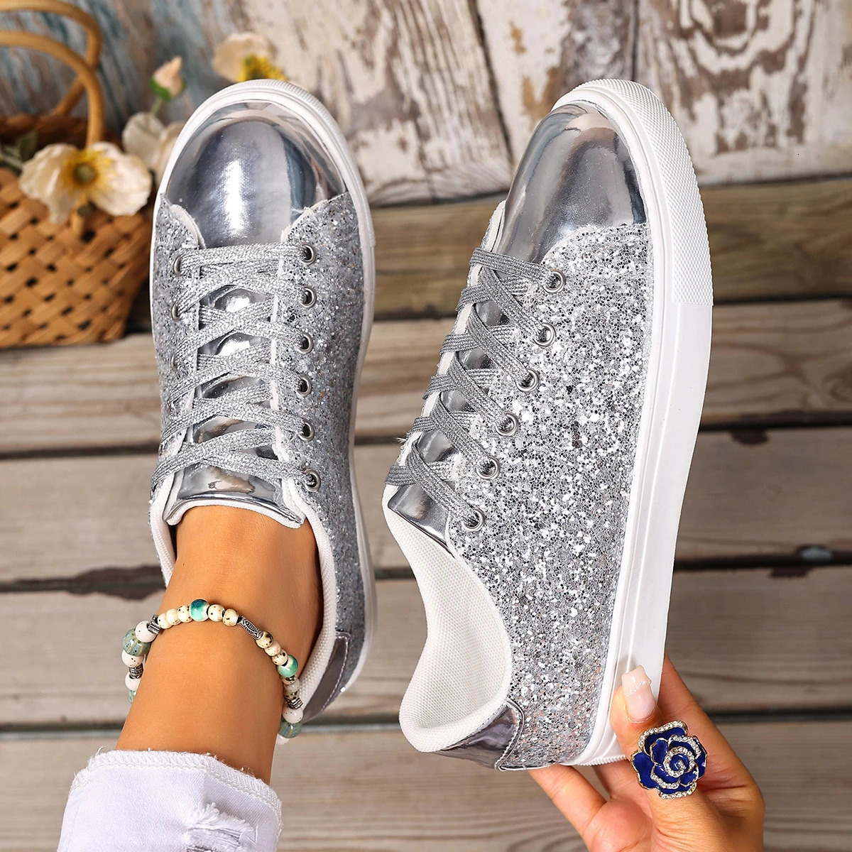 Women Sneakers Bling Golden Shoes Casual Female Breathable Lace Up Outdoor Sport Vulcanize Zapatos De Mujer 251121