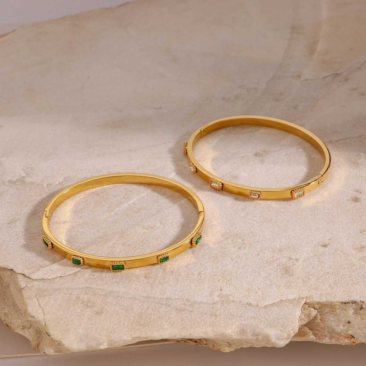 Uworld Caitlyn Minimalist Zircon Bracelet Star Buckle Stackable Bracelet Womens Jewelry Gift for HerW251121