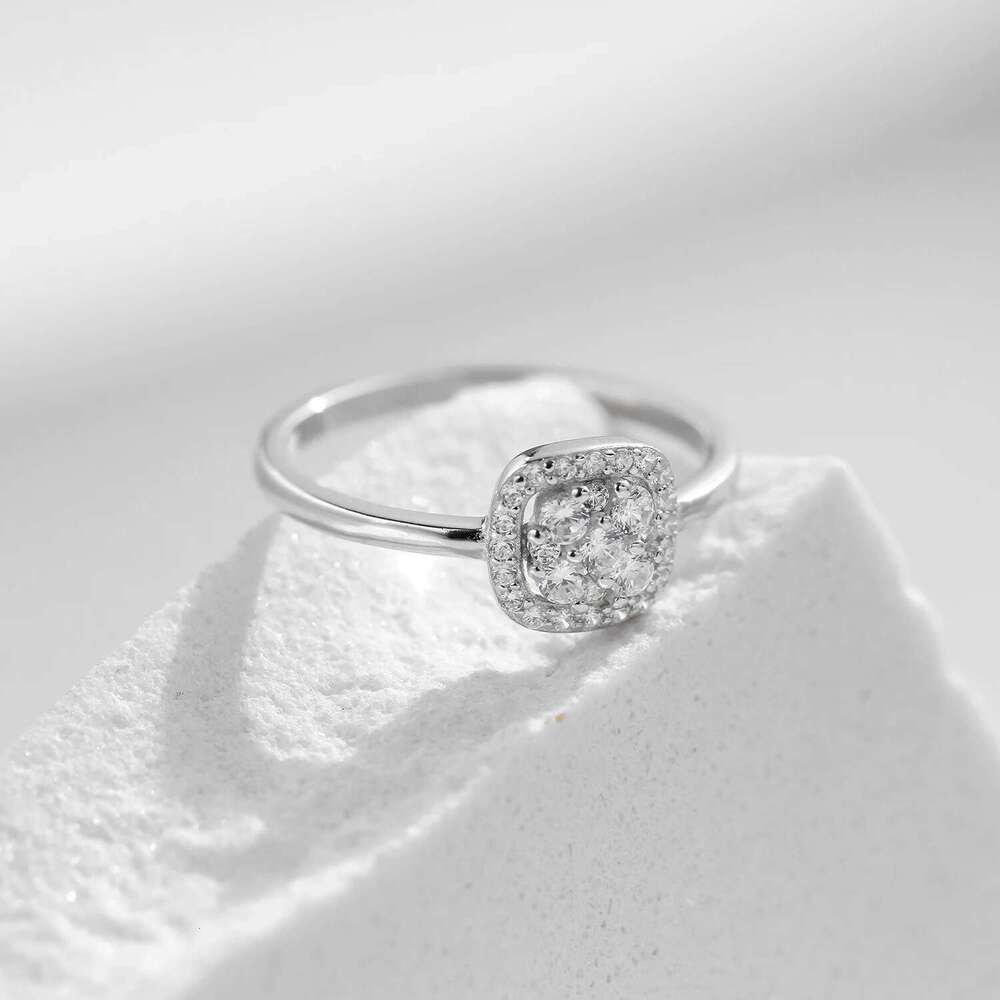 MODIAN Sparkg VVS1 D Color Pave Setting Moissanite Sterg Sier Wedding Band Ring for Women Fine Jewelry