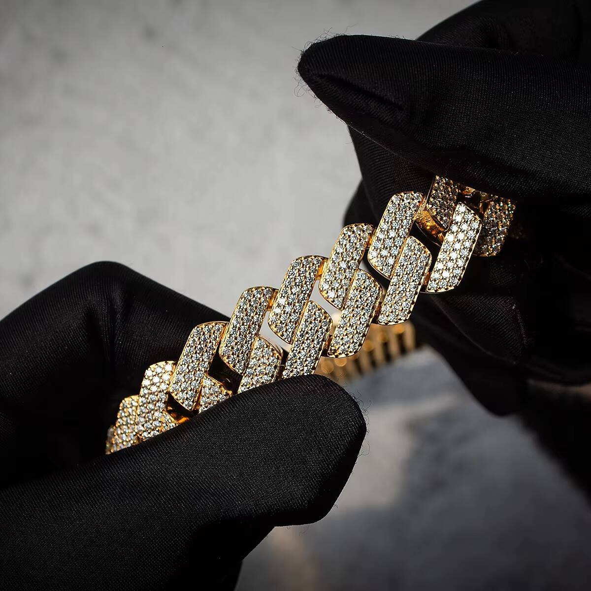 Mens Jewelry Top Custom 18mm 3 Row Iced Out VVS1 Moissanite Diamond Miami Hip Hop Cuban Link Chain