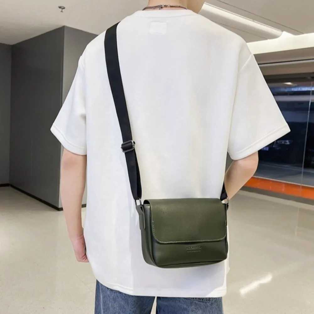 Square Mens Messenger Bag Solid Color Large Capacity PU Leather Shoulder Bag Adjustable Strap Minimalist Crossbody Bag OfficeT251121
