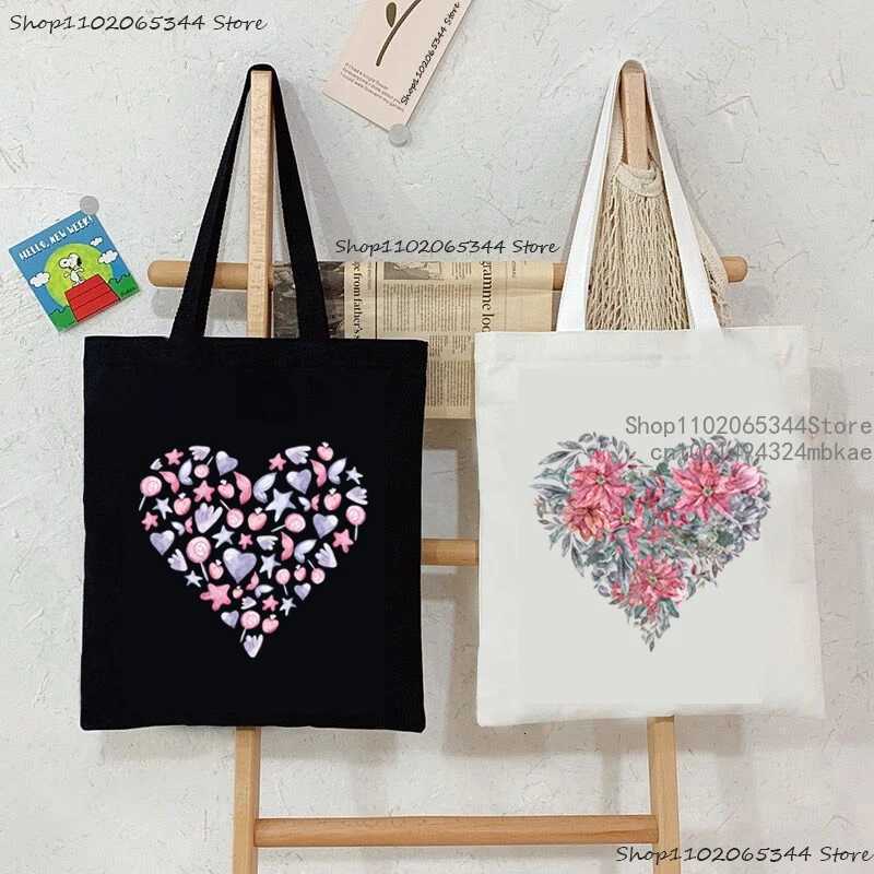 New Aesthetics Sweet Heart Flower Womens Shoulder Bags Casual Fashion Heart Series Canvas Tote Bags INS Funny Student HandbagsT251121