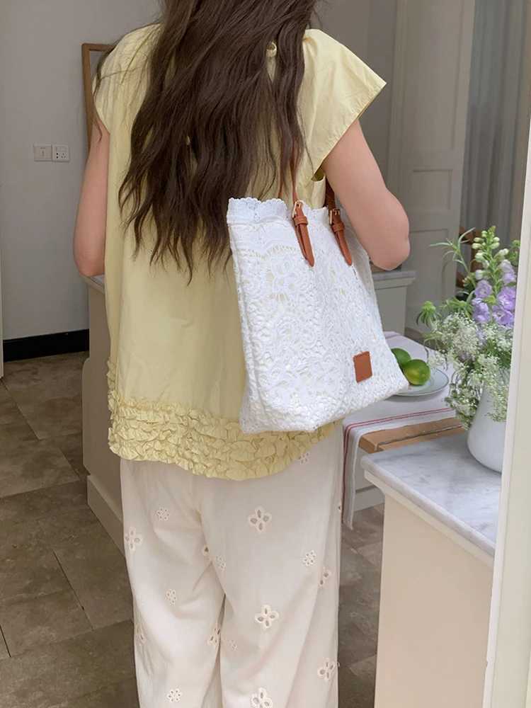 2025 New Lace Large Capacity Shoulder Bag Gentle Womens Daily Commuter Bag Fashionable Casual Handheld Womens BagT251121