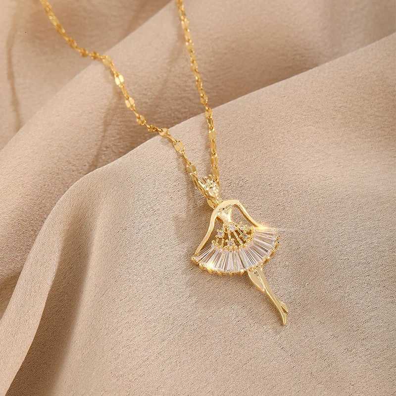 Sweet Zircon Crystal Pendant Necklace For Women Korean Fashion Stainless Steel Clavicle Chain Jewelry Female Wedding AccessoriesXJ251121