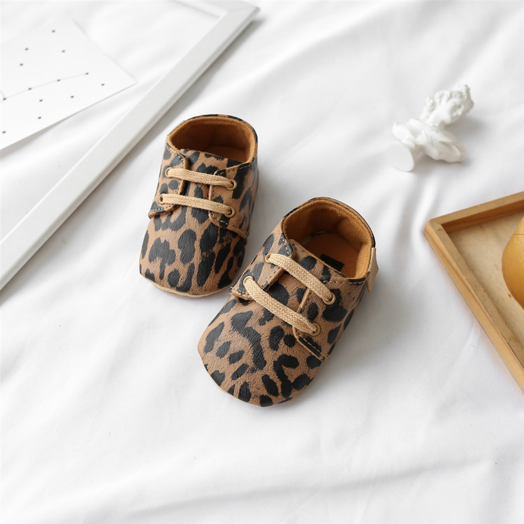 Infant Shoes Leather Boy Girl Shoes Multicolor Toddler Rubber Sole Anti-slip First Walkers Umshop Baby Newborn shoes 0-18 Months U0478