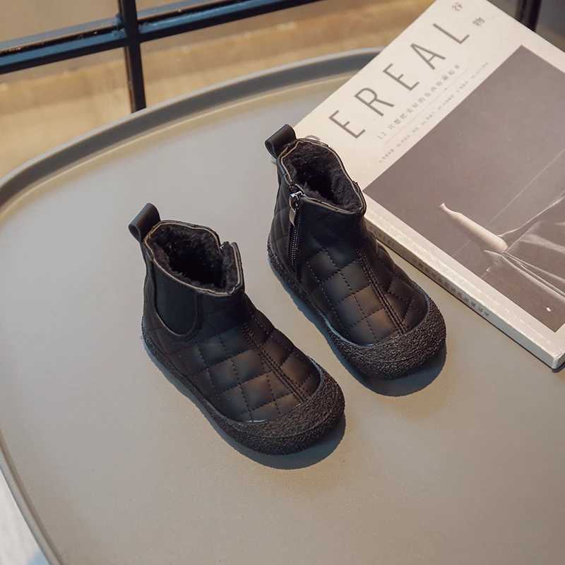 New Childrens Winter Boots for Girl Solid Color Short Versatile Toddlers Causal Boots Fashion Thickened Plush Kids Cotton BootsW251121