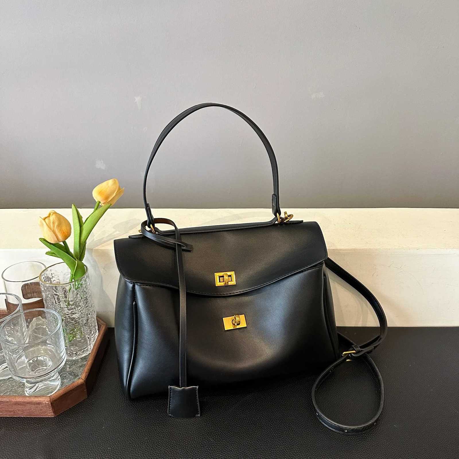 Autumn and Winter Maillard Large Capacity Bag for Wen 2024 New Fi Cmuter Single Shoder Crossbody Bag Tote Bag Y251121