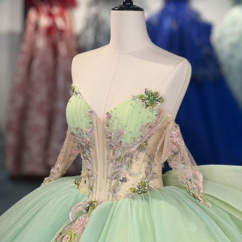 Light Green Shiny Quinceanera Dresses Off The Shoulder Sequin Applique Lace Beading Crystal Bow Tull Corset Party Birthday Sweet 16 Dres