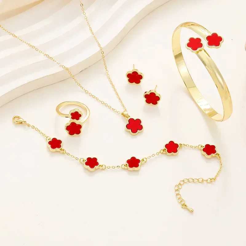 5pcs/set Luxury Quality Jewelry Sets Plum Blossom Plant Five Leaf Flower Womens Earrings Rings Bracelet Necklace Bangles GiftW251121
