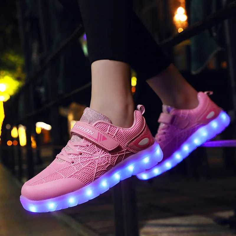 Casual Sneakers Shoes Spring Boys Running Shoes Girls Flash Childrens LED Lights Breathable Sports USB Charging Walking ShoesW251121