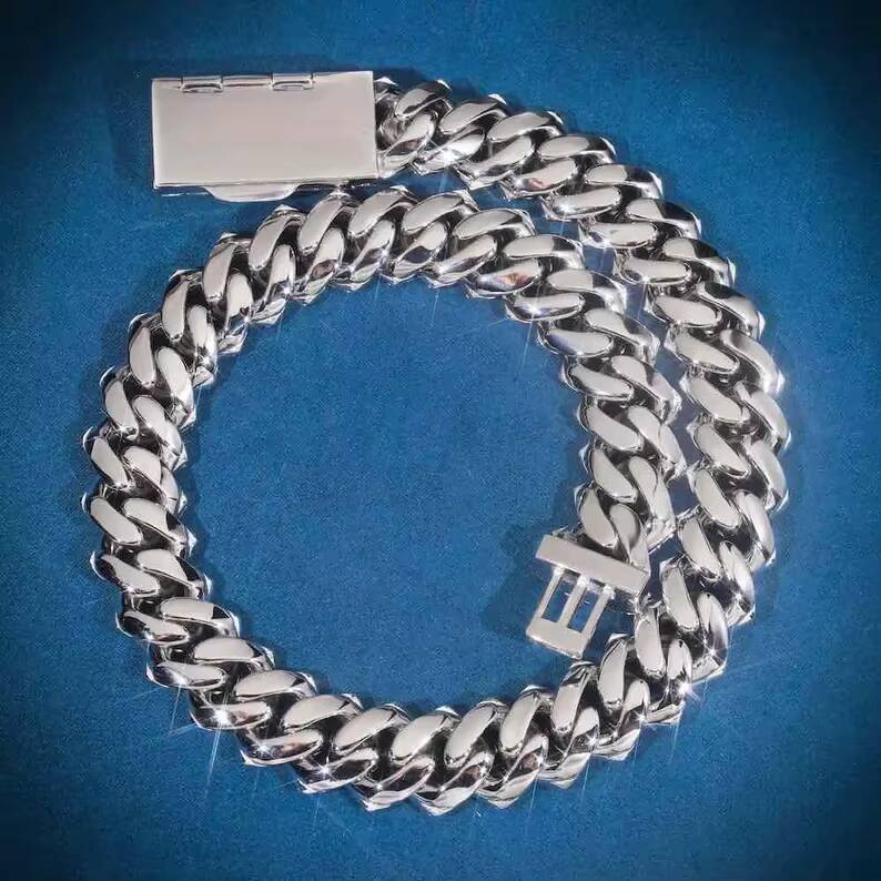 Hot Sell High Quality Baguette Cut Necklace VVS Moissanite Diamond S925 Hip Hop Cuban Link Chain Necklace with GRA Certificate