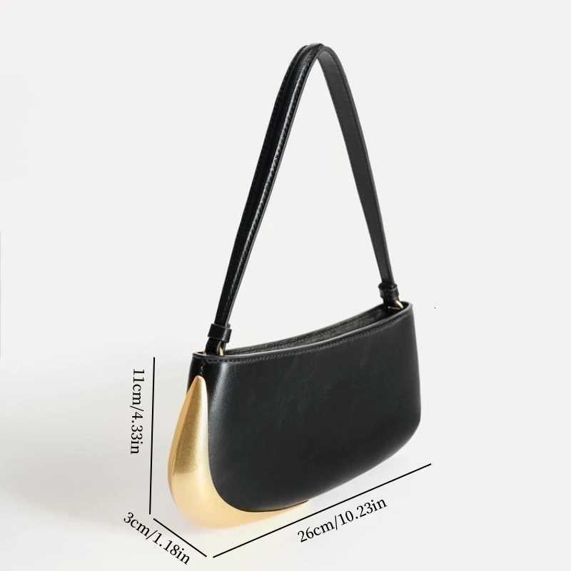 METAL DETAIL SHODER BAG Fiable Designer Shoder Handbags Luxury Top Handle Underarm Bag Perfect for ryday Style Y251121