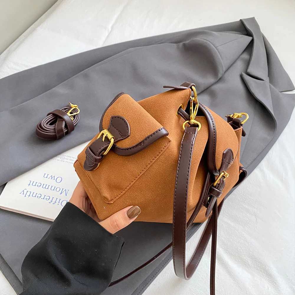 Wens High-Capacity New Autumn and Winter Niche Design Single Shoder Crossbody Bag Popar Pleated Cloud Bag Y251121