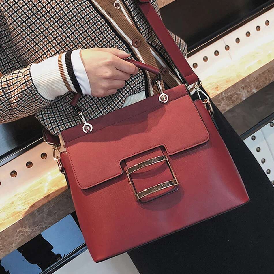 Designer Bag Vintage Buckle Matte Leather Handbags Shoulder Crossbody Bags For Women Famous Brand Summer Style Sac Bag