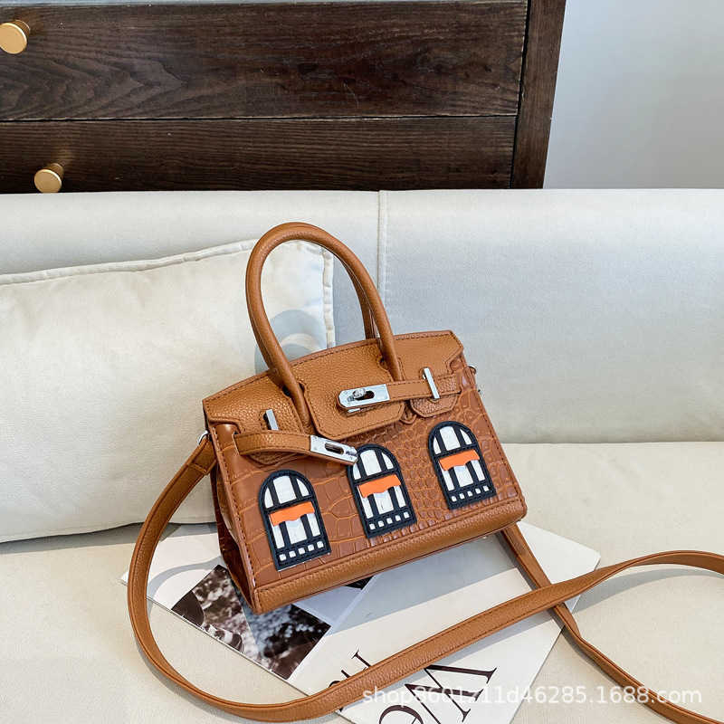 High quality designer bags New Classic Color Small House Feeling Handheld One Shoulder Diagonal Straddle Womens Bag Bags
