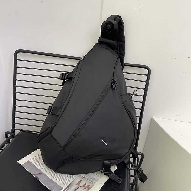 Fashion Large Capacity Mens Ch Pack Casual Hip Hop Travel Unisex Crossbody Bag High Quality Nyl Storage Shoder Bag Sling Bags Y251121