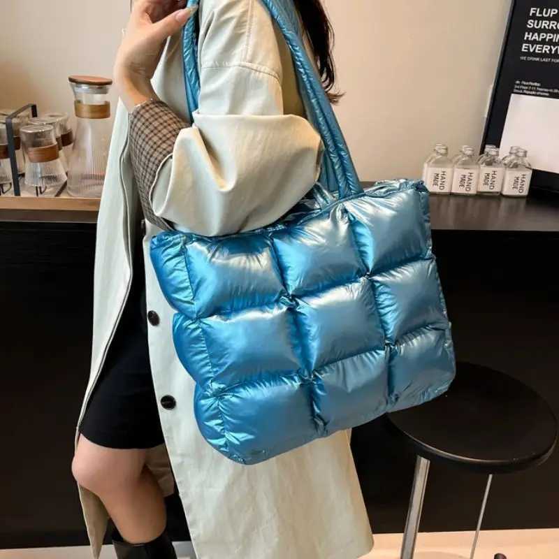 Fall Winter 2025 Quilted Puffer Tote Bag for Wen Shiny Glossy Shoder Bag Crossbody Purse Fiable Handbag for Daily Use Y251121