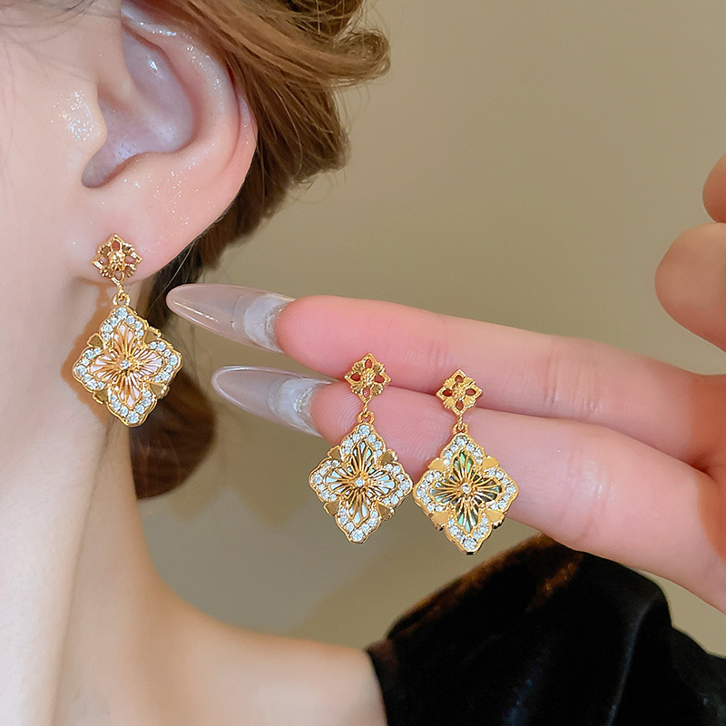 Real Gold Plated Silver Needle Flower Mother-of-Pearl Zircon Double-Sided Design Sense Studs Vintage Fashion Light Luxury Earrings for Women - view 5