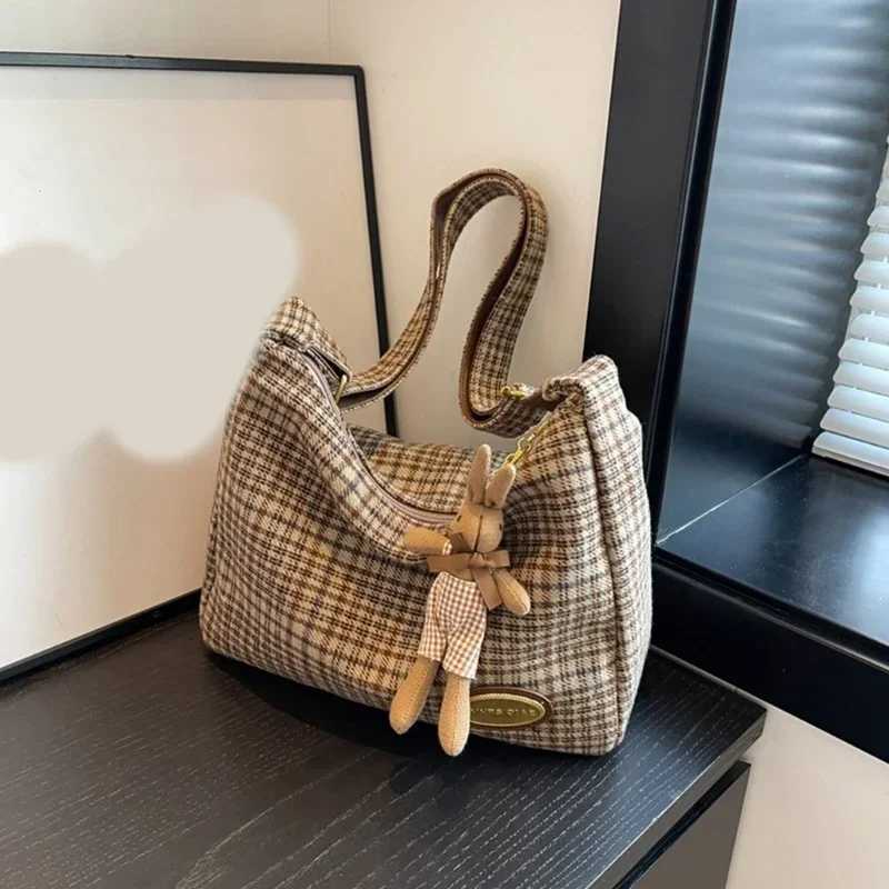 Ladies Plaid Tote Bag Trendy Crossbody Bag Elegant and Practical Shoulder Bags Handbag for Everyday Use Purses and HandbagsT251121
