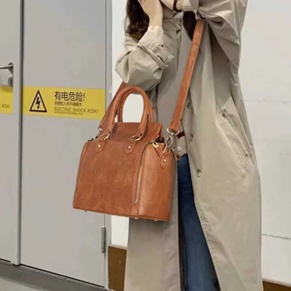 Fashion Large Capacity Crossbody Bag Stationery Storage Multifunctional Shoulder Bag PU Leather Tote Bag WomenT251121
