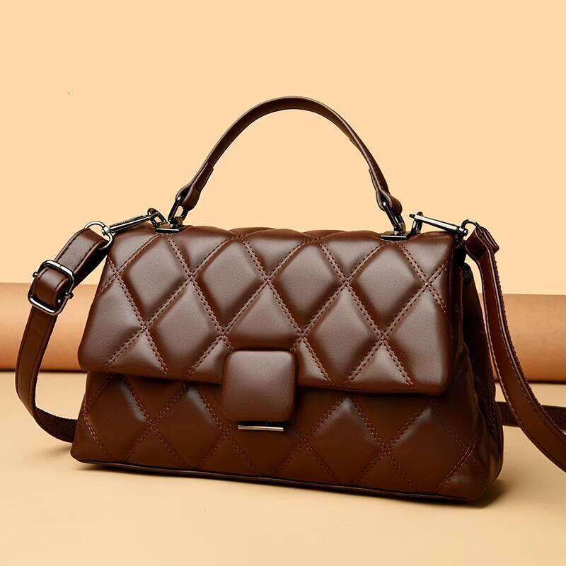 Designer Bags Fashionable Women Handbag Retro Trendy Shoulder Bag High Quality Soft Leather Women's Square Bags Famous Free Labubu Pendant As A G