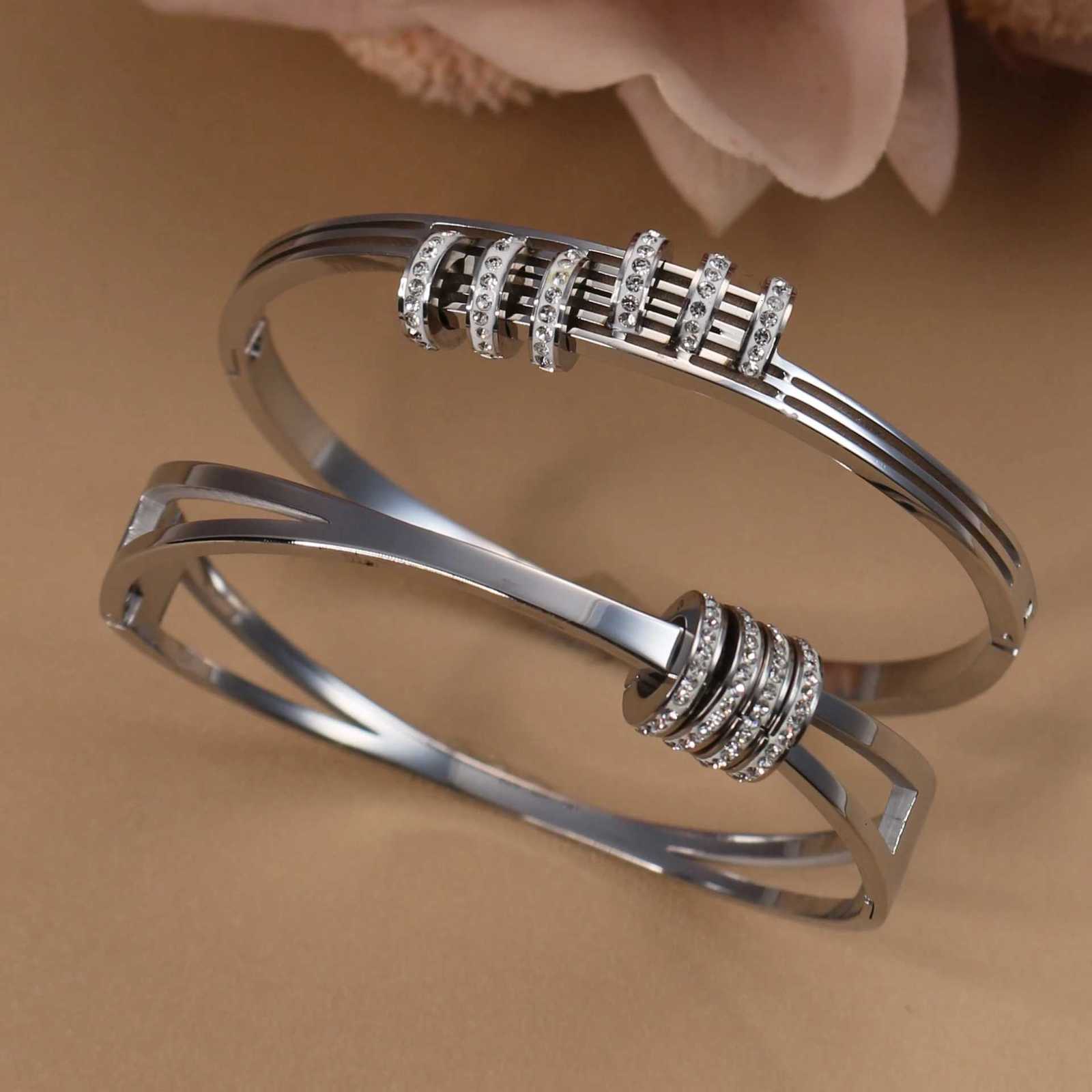 XB-133 New Stainless Steel Jewelry Crystal Bracelets Half Face Hollow Design Bangle For Womens Love Gifts WholesaleW251121