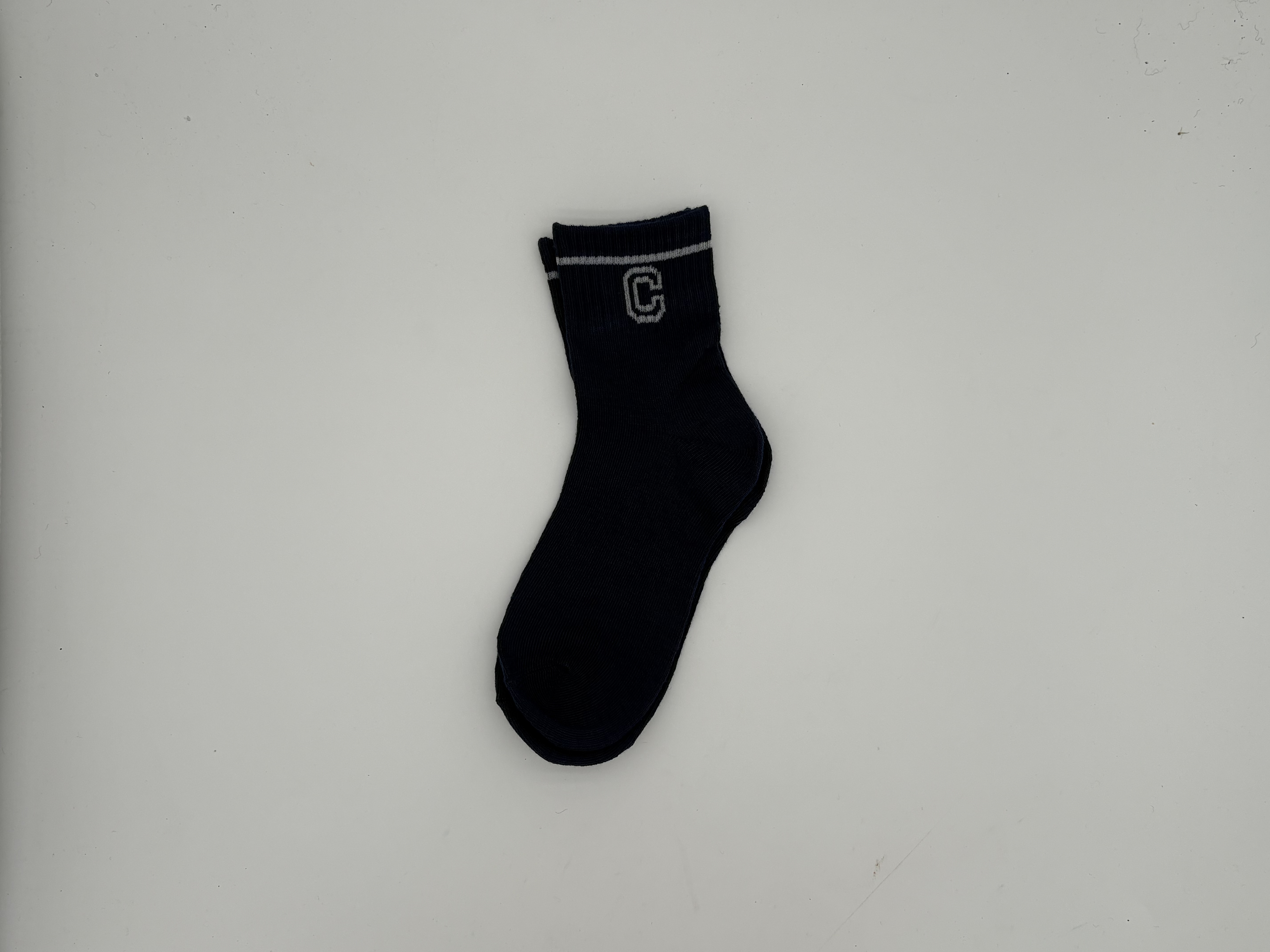 Chic Korean Style Red Lip Printed White Sports Socks for Women Breathable Mid-Calf Fit