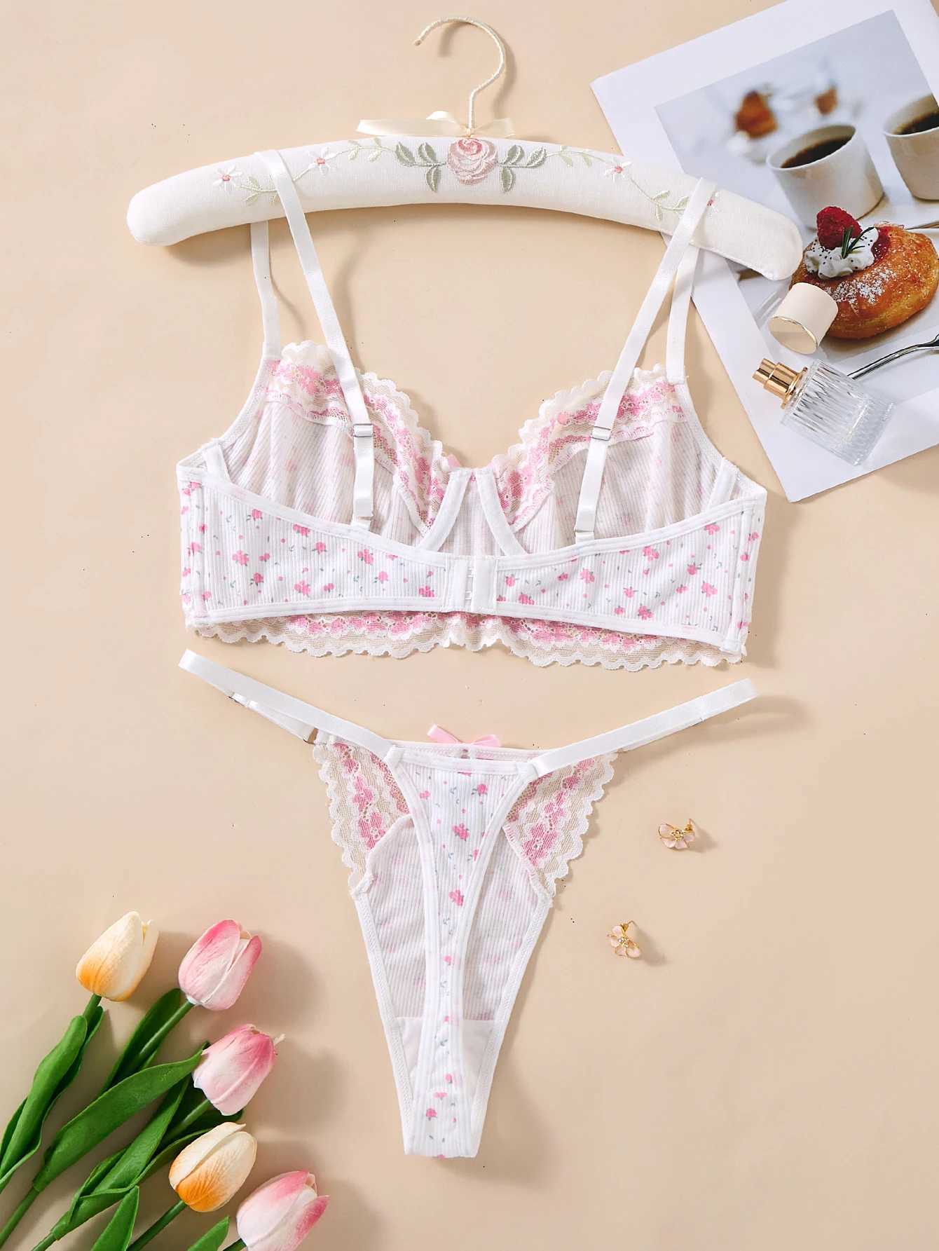 Autumn Floral Stripe Pink Lingerie Set Comfortable Two-Piece Nightwear Beautiful And Attractive for the Fall EveningXJ251106