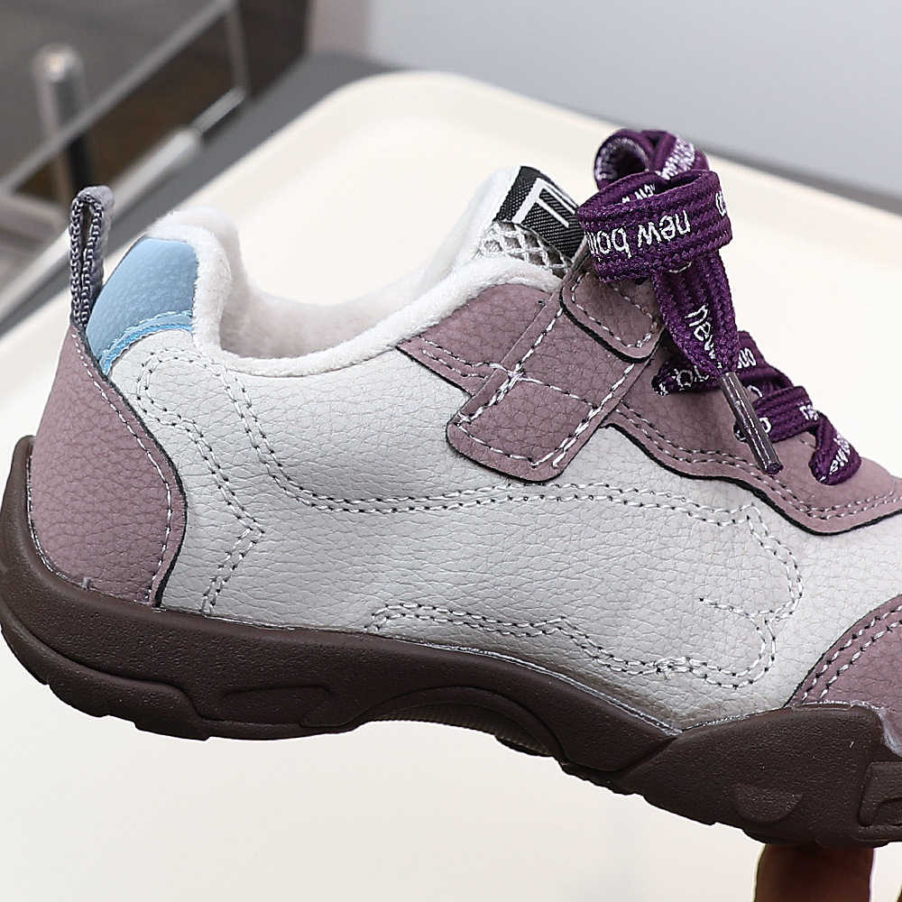 Luminous shoes, new Korean version leather face fashion trendy shoes, sports shoes for girls, Forrest Gump shoes, casual children's shoes